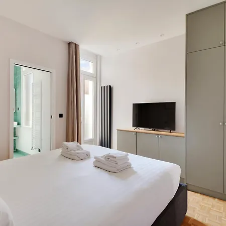 Pick A Flat's In Monmartre - Rue Etex * Parigi
